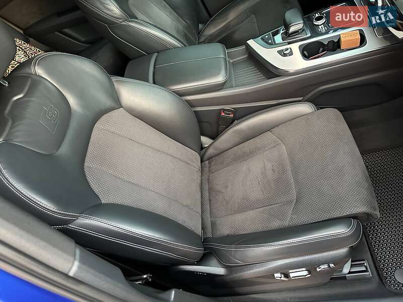 Внедорожник / Кроссовер Audi Q7 2016 в Харькове