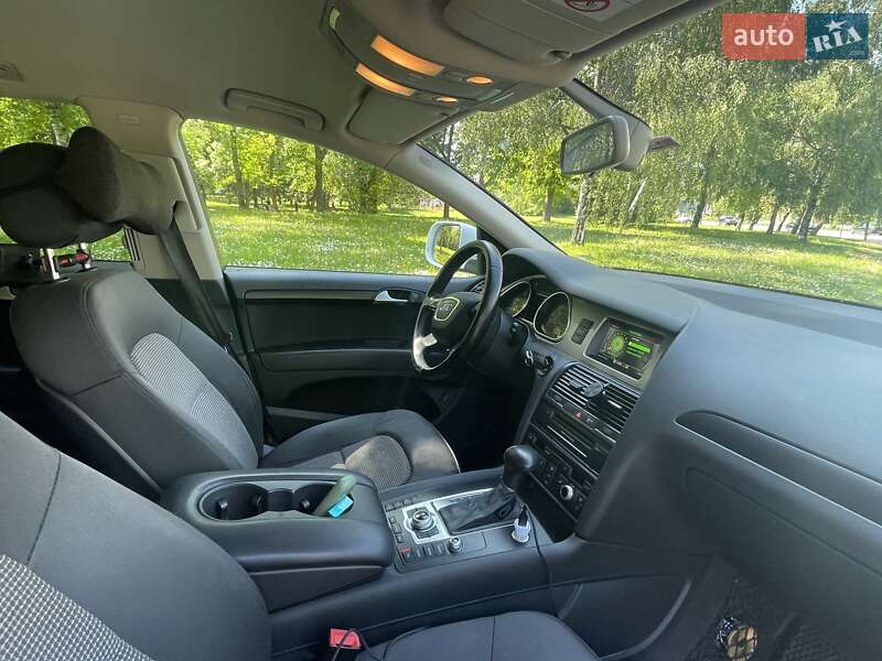 Позашляховик / Кросовер Audi Q7 2014 в Одесі
