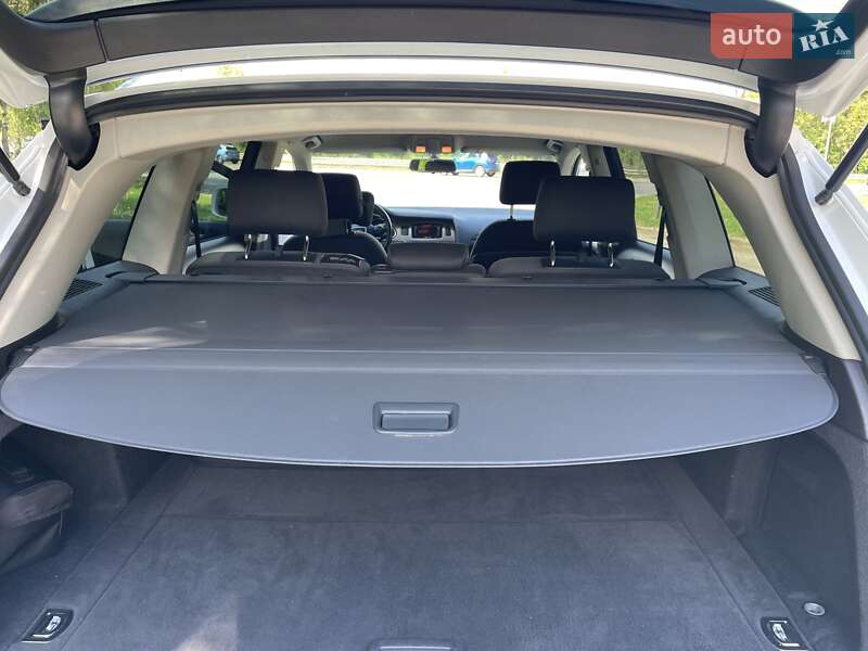 Позашляховик / Кросовер Audi Q7 2014 в Одесі