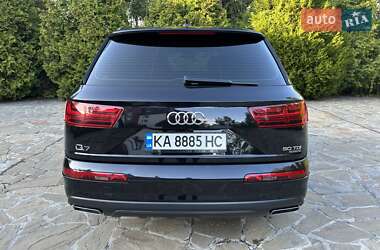 Внедорожник / Кроссовер Audi Q7 2019 в 
