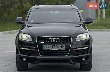 Внедорожник / Кроссовер Audi Q7 2006 в 
