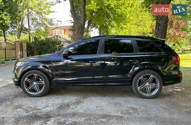 Внедорожник / Кроссовер Audi Q7 2013 в 