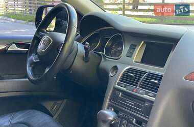 Внедорожник / Кроссовер Audi Q7 2013 в 