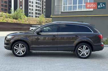 Внедорожник / Кроссовер Audi Q7 2011 в 