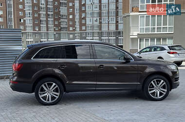 Внедорожник / Кроссовер Audi Q7 2011 в 