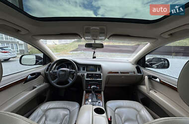 Внедорожник / Кроссовер Audi Q7 2011 в 