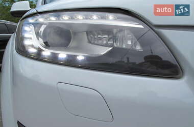 Внедорожник / Кроссовер Audi Q7 2014 в 
