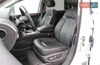 Внедорожник / Кроссовер Audi Q7 2014 в 