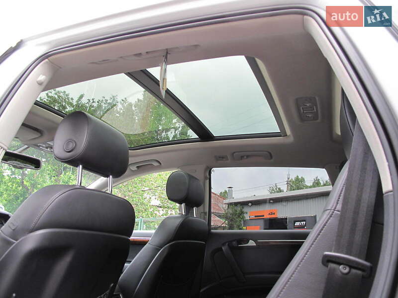 Позашляховик / Кросовер Audi Q7 2014 в Києві