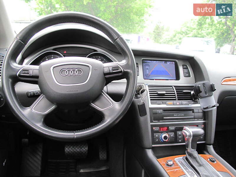Внедорожник / Кроссовер Audi Q7 2014 в Киеве