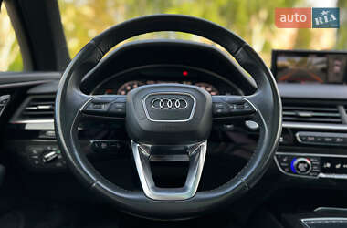 Внедорожник / Кроссовер Audi Q7 2019 в 
