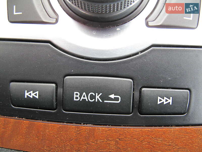 Внедорожник / Кроссовер Audi Q7 2014 в Киеве