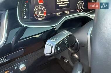 Позашляховик / Кросовер Audi Q7 2019 в 