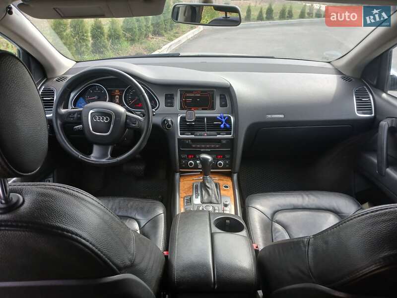 Внедорожник / Кроссовер Audi Q7 2008 в Звягеле