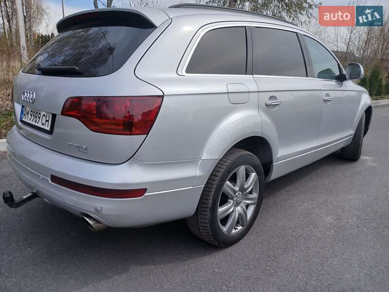 Внедорожник / Кроссовер Audi Q7 2008 в Звягеле