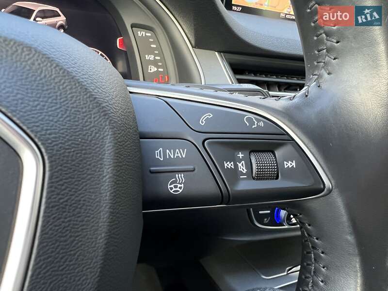 Внедорожник / Кроссовер Audi Q7 2018 в Киеве