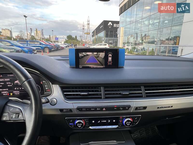Внедорожник / Кроссовер Audi Q7 2018 в Киеве
