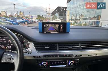 Внедорожник / Кроссовер Audi Q7 2018 в 