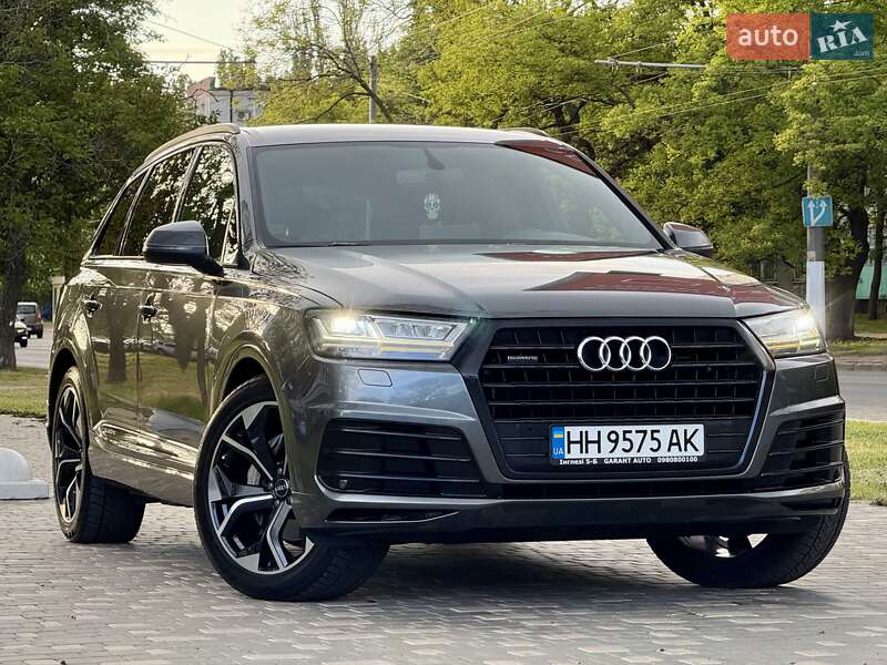 Позашляховик / Кросовер Audi Q7 2018 в Одесі