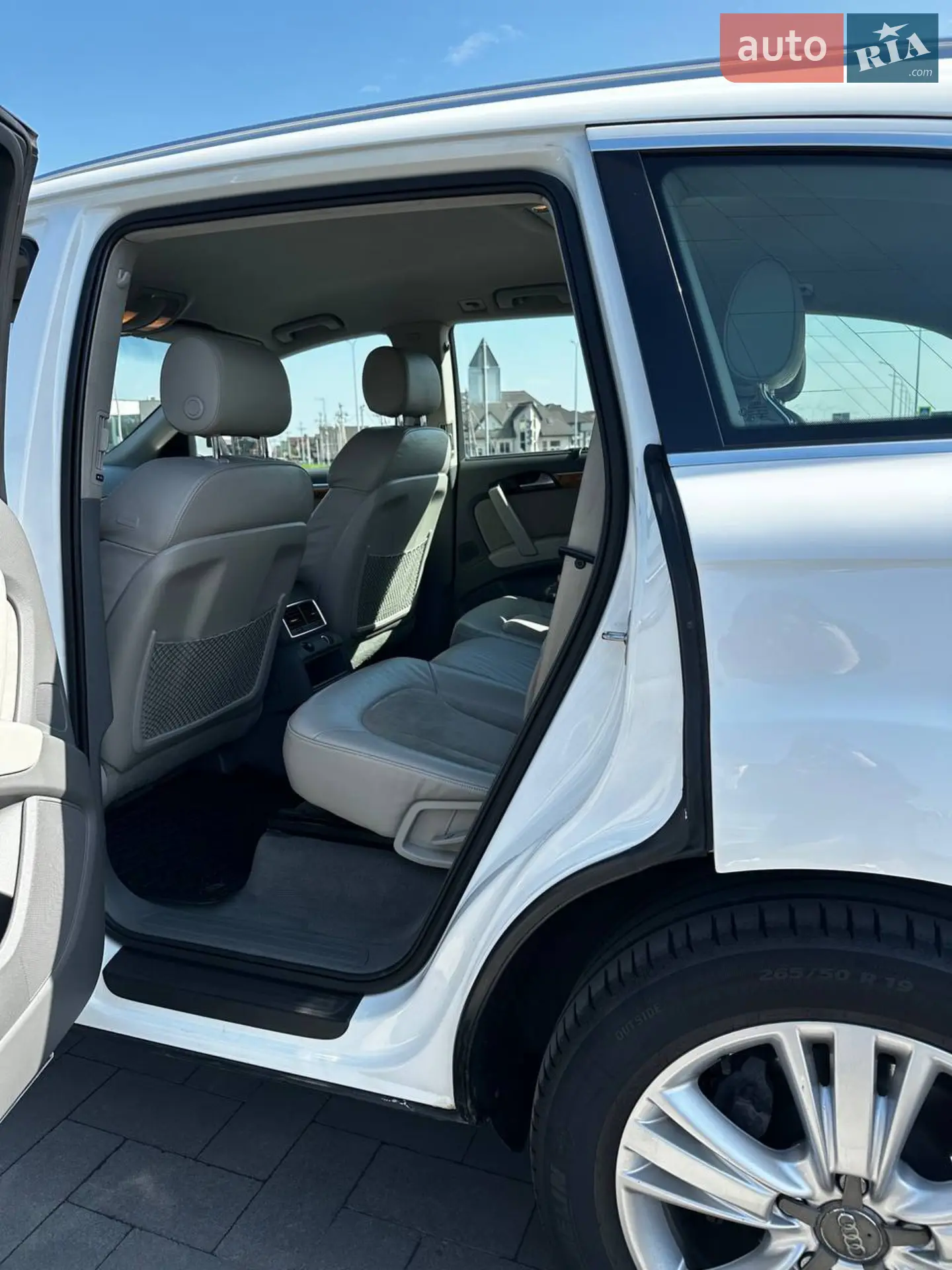 2011 Audi Q7 - мініатюра 4