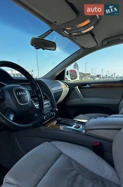 Внедорожник / Кроссовер Audi Q7 2011 в 