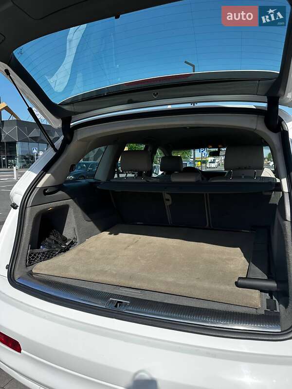 Внедорожник / Кроссовер Audi Q7 2011 в Луцке