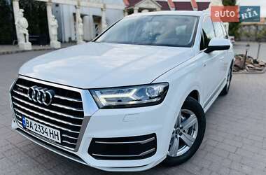 Позашляховик / Кросовер Audi Q7 2015 в Хмельницькому