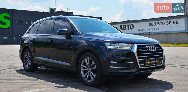 Внедорожник / Кроссовер Audi Q7 2016 в Киеве