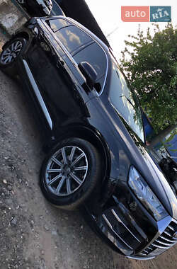 Внедорожник / Кроссовер Audi Q7 2016 в 