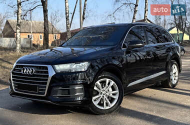 Внедорожник / Кроссовер Audi Q7 2017 в Ахтырке