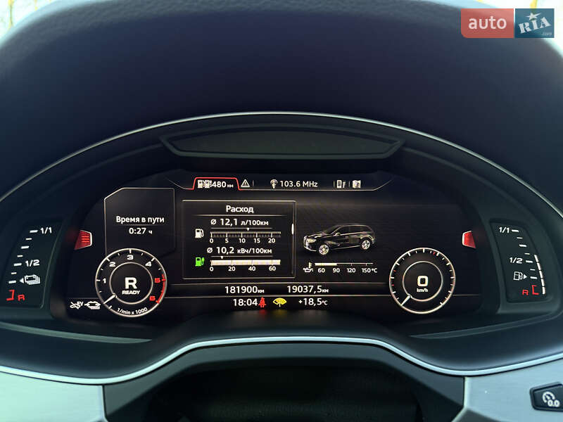 Внедорожник / Кроссовер Audi Q7 2017 в Киеве