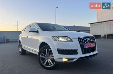 Внедорожник / Кроссовер Audi Q7 2011 в 