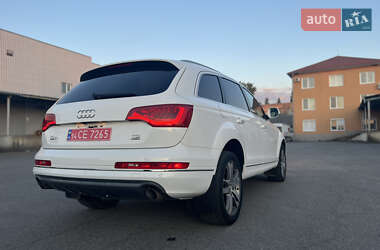 Внедорожник / Кроссовер Audi Q7 2011 в 