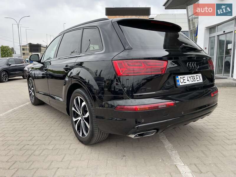 Внедорожник / Кроссовер Audi Q7 2016 в Черновцах