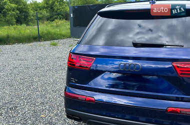 Внедорожник / Кроссовер Audi Q7 2019 в 