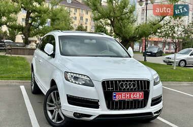 Внедорожник / Кроссовер Audi Q7 2011 в 