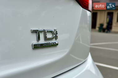 Внедорожник / Кроссовер Audi Q7 2011 в 