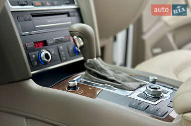 Внедорожник / Кроссовер Audi Q7 2011 в 
