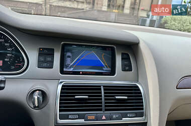 Внедорожник / Кроссовер Audi Q7 2011 в 
