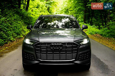 Внедорожник / Кроссовер Audi Q7 2020 в Ужгороде