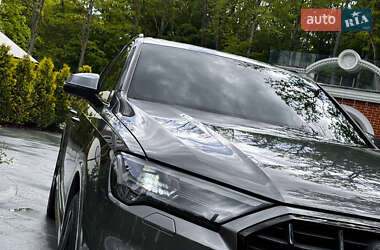 Внедорожник / Кроссовер Audi Q7 2020 в 