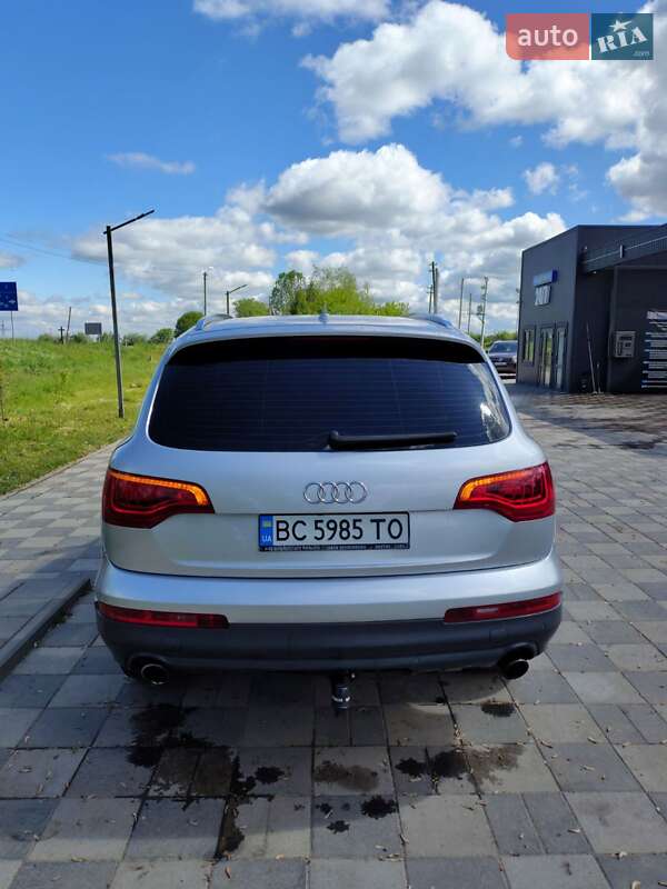 Внедорожник / Кроссовер Audi Q7 2010 в Самборе