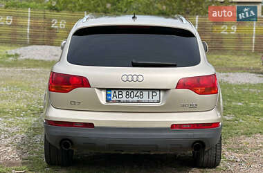 Внедорожник / Кроссовер Audi Q7 2007 в 