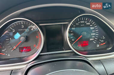 Внедорожник / Кроссовер Audi Q7 2007 в 