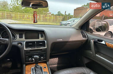 Внедорожник / Кроссовер Audi Q7 2007 в 