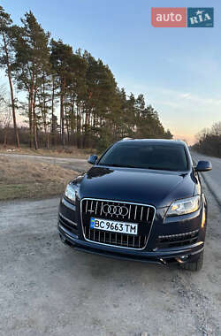 Внедорожник / Кроссовер Audi Q7 2014 в 