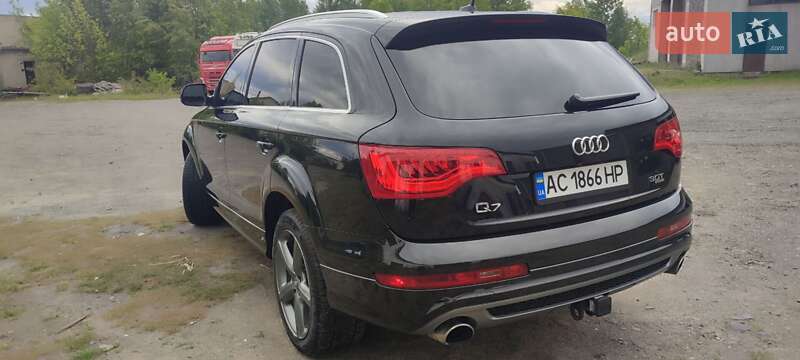 Внедорожник / Кроссовер Audi Q7 2015 в Камне-Каширском