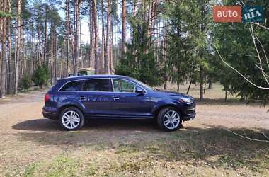 Позашляховик / Кросовер Audi Q7 2013 в 