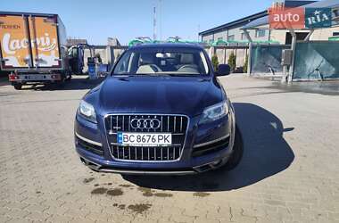 Позашляховик / Кросовер Audi Q7 2013 в 