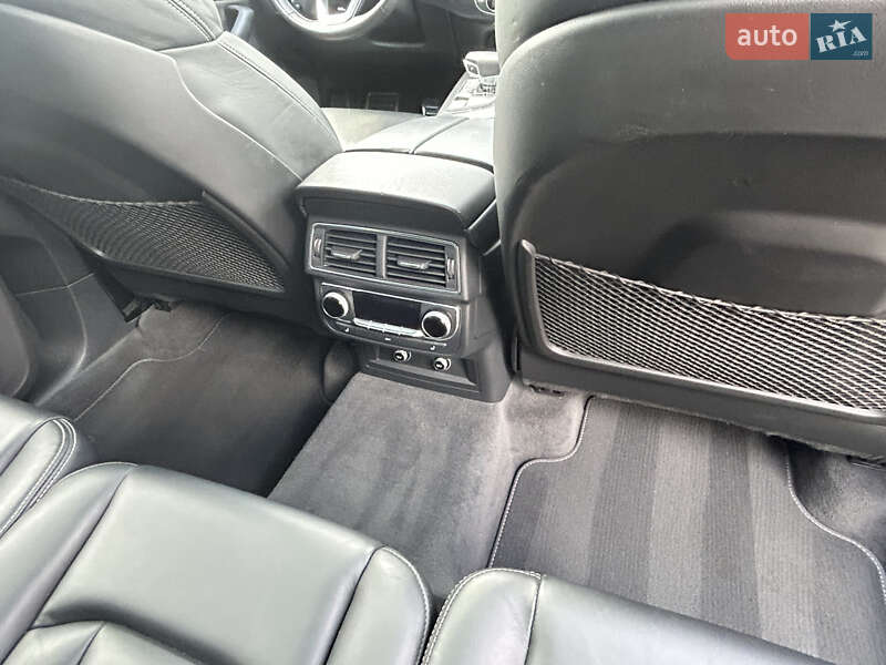 Внедорожник / Кроссовер Audi Q7 2017 в Киеве